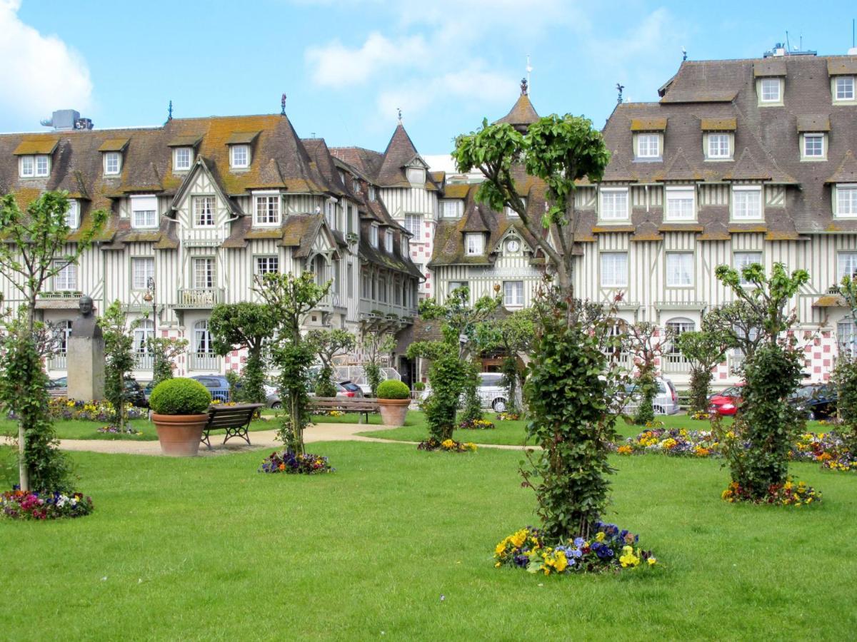 Apartment Castel Guermante By Interhome Deauville Bagian luar foto